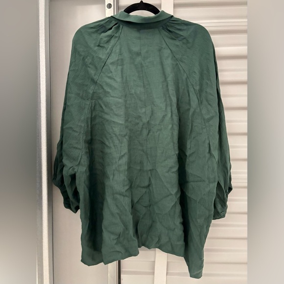 Wishlist Apparel Oversized Button-Up Top – M/L - Picture 5 of 5